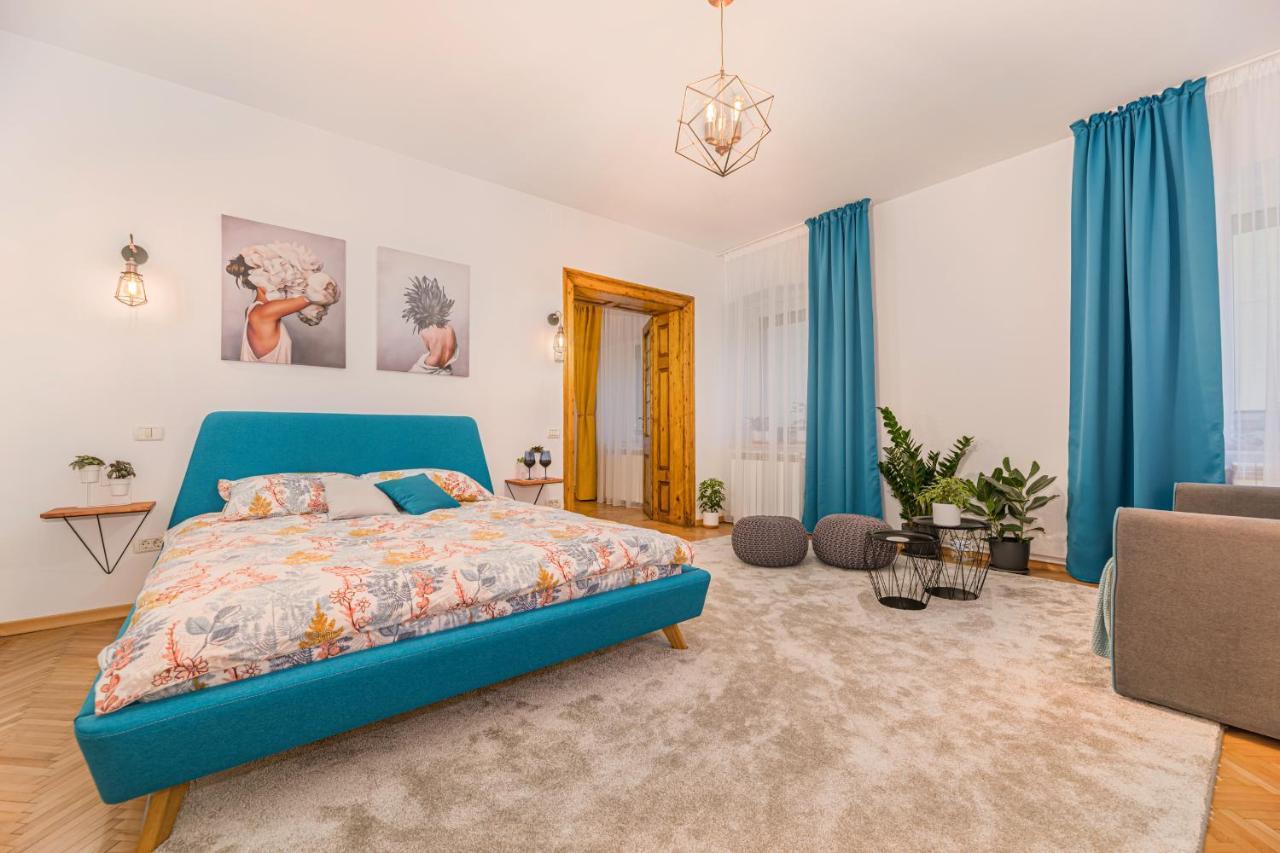 Garden Hideout - Central Apartment Brasov Bagian luar foto